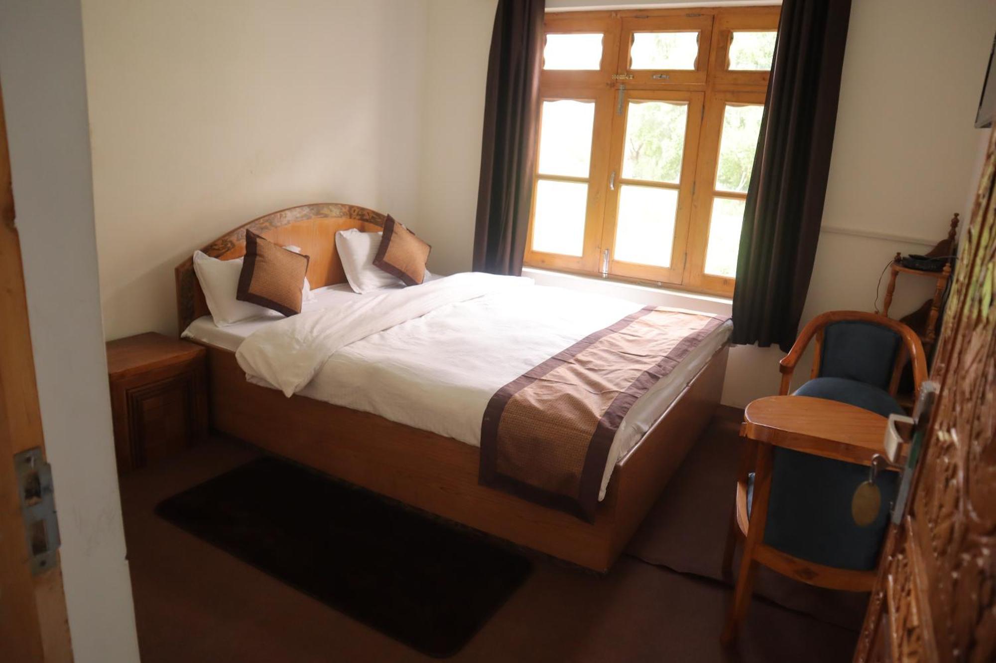 Hotel Duktuk Turtok Bagian luar foto