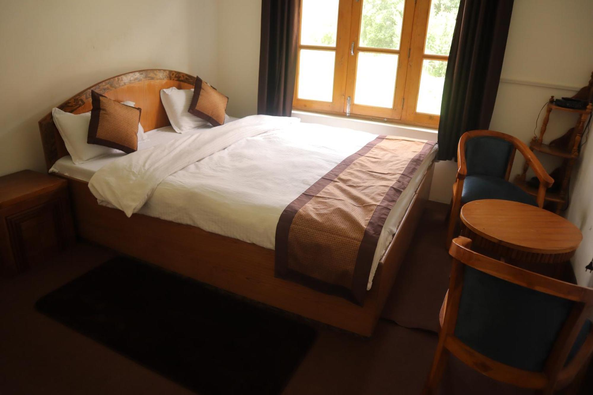 Hotel Duktuk Turtok Bagian luar foto