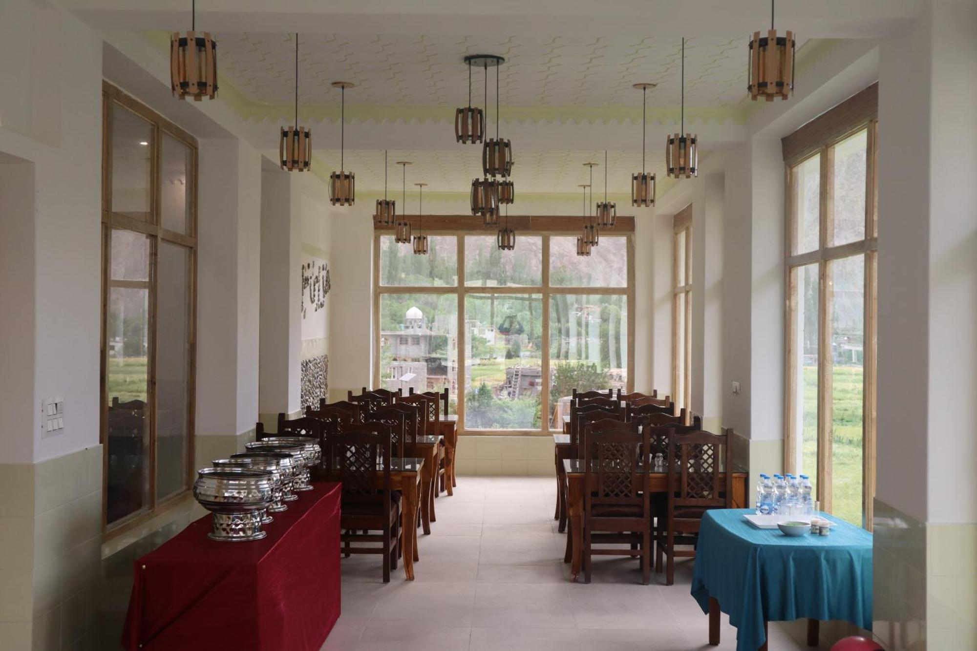 Hotel Duktuk Turtok Bagian luar foto