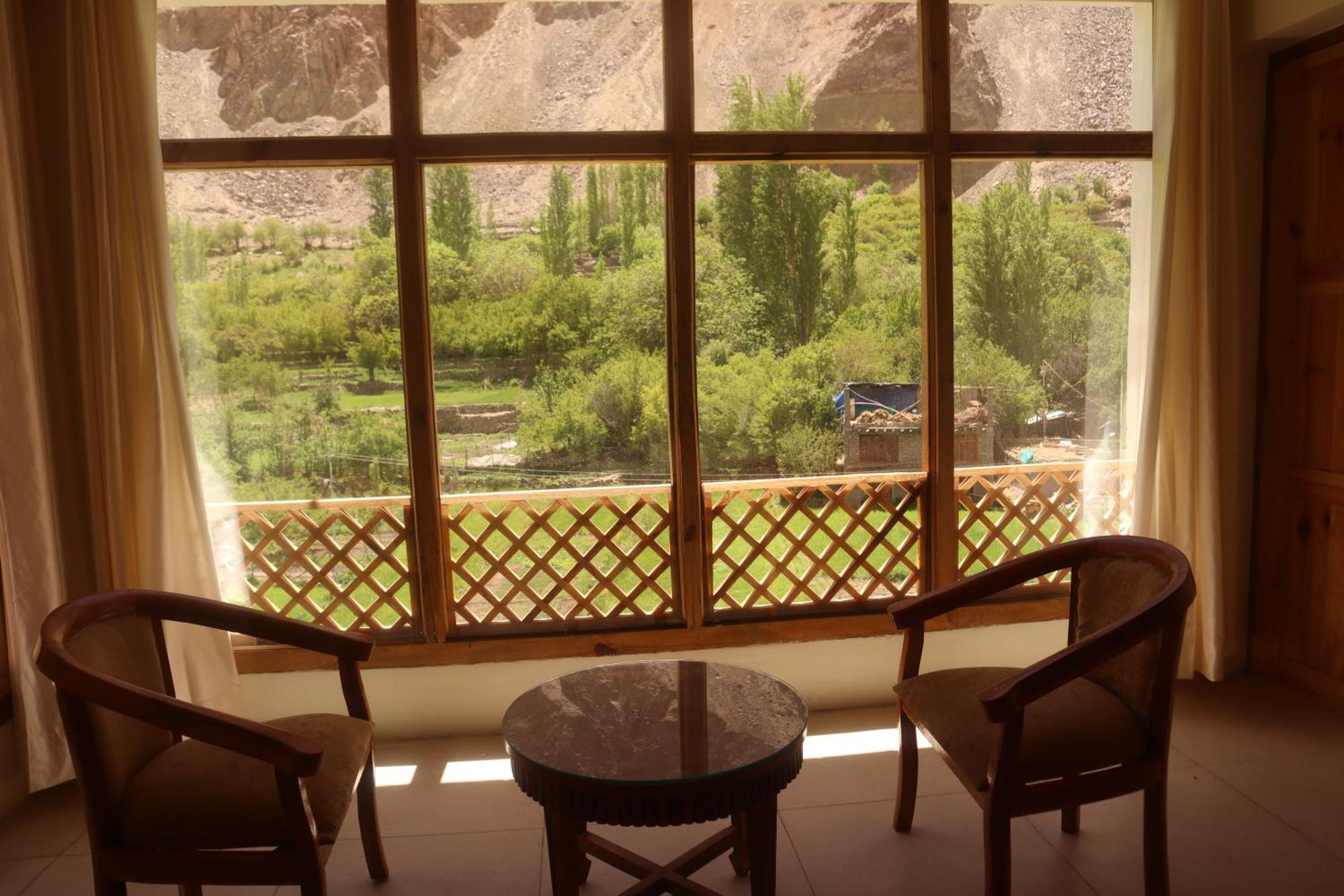Hotel Duktuk Turtok Bagian luar foto