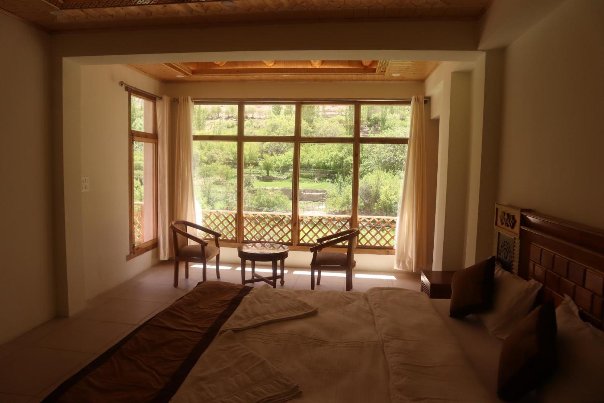 Hotel Duktuk Turtok Bagian luar foto